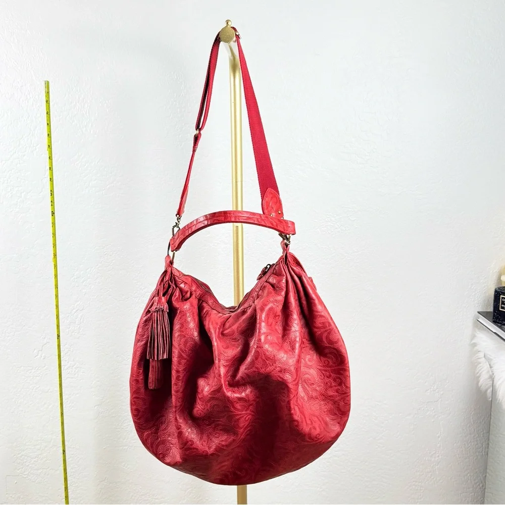 SABINA NEW YORK Red Embossed Leather Hobo Bag Tassels Vintage‎